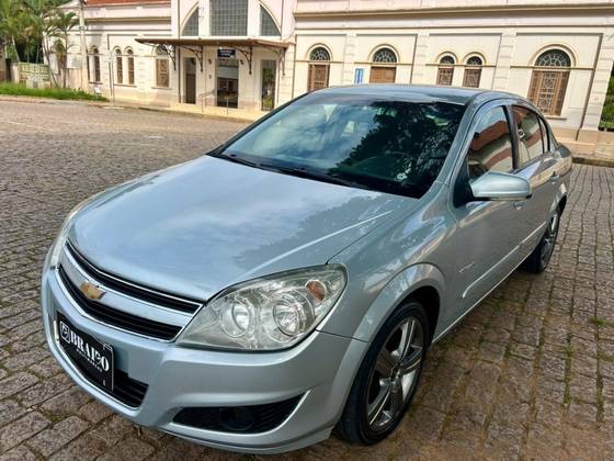 CHEVROLET VECTRA 2.0 MPFI EXPRESSION 8V 140CV FLEX 4P MANUAL